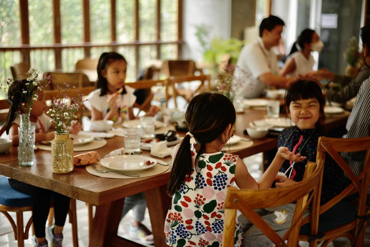 Proud Phu Fah Muang Chiang Mai Hotel Buitenkant foto