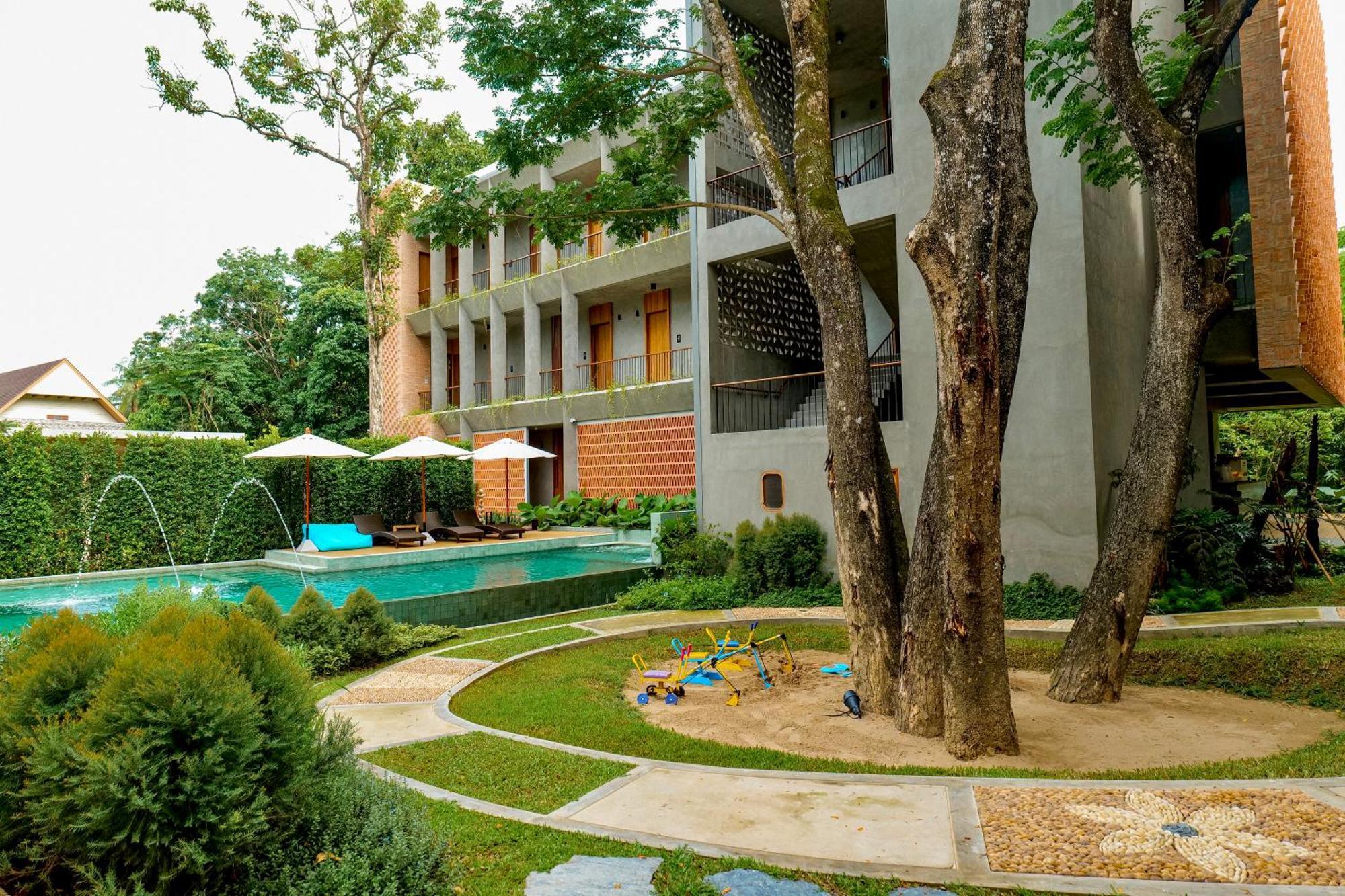 Proud Phu Fah Muang Chiang Mai Hotel Buitenkant foto